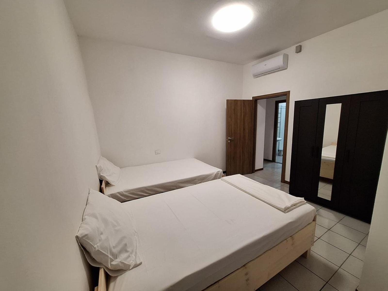 Fiore Apartments Fiorenzuola d'Arda Exterior photo